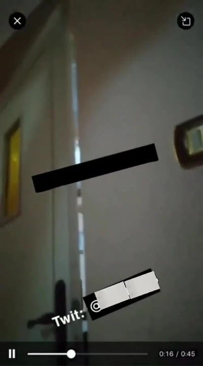 Con su madre y su padre Nai