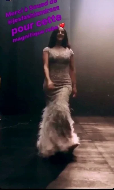 Houria les yeux vert