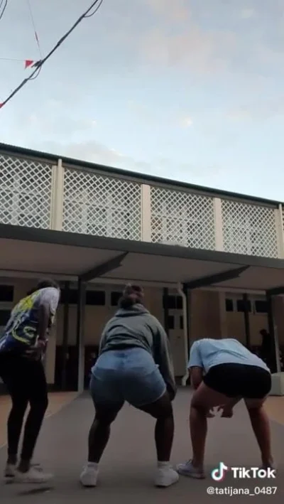 KIRSTEN KULU PNG KOK RIDER