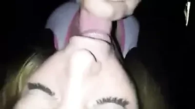 Tuerkin, Araberin, Albanerin, Griechin